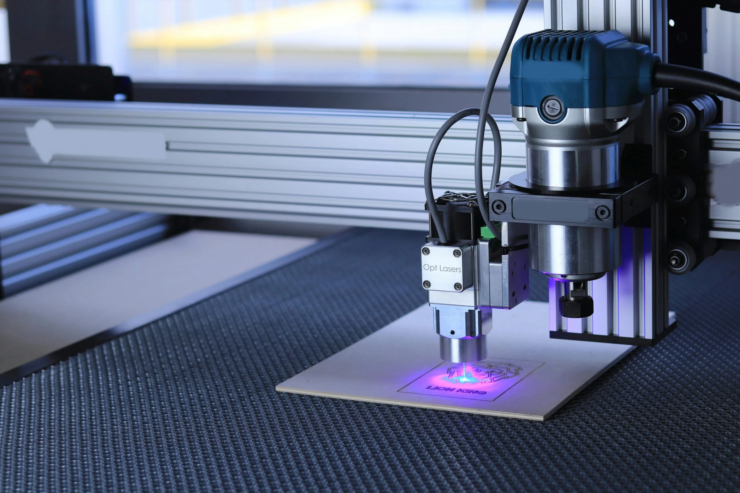 Laser-Cutting-Engraving